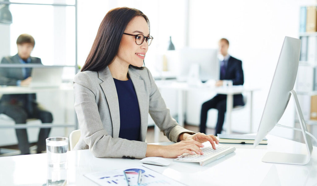 How a Virtual Assistant Can 10x Your Business